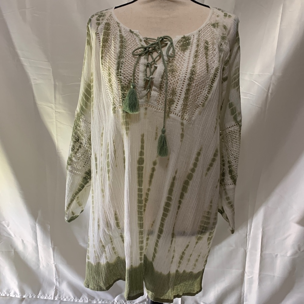 3/$28❤️Avenue Tiedye loose fit long sleeve top18/20